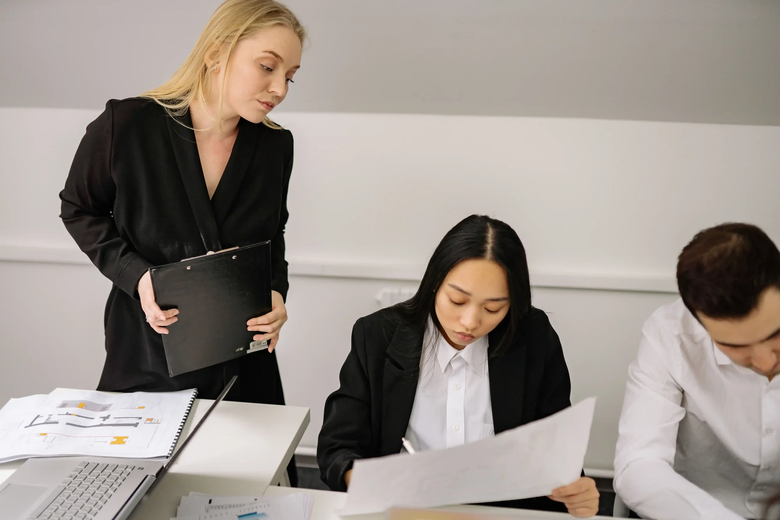 ANDA PUSING DENGAN MANAJEMEN ADMINISTRASI KANTOR MUNGKIN INI AKAR MASALAH YANG SELAMA INI TERLEWAT