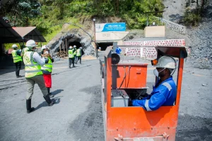 TUGAS DAN WEWENANG PENGAWAS OPERASIONAL UTAMA DALAM KEGIATAN PERTAMBANGAN 