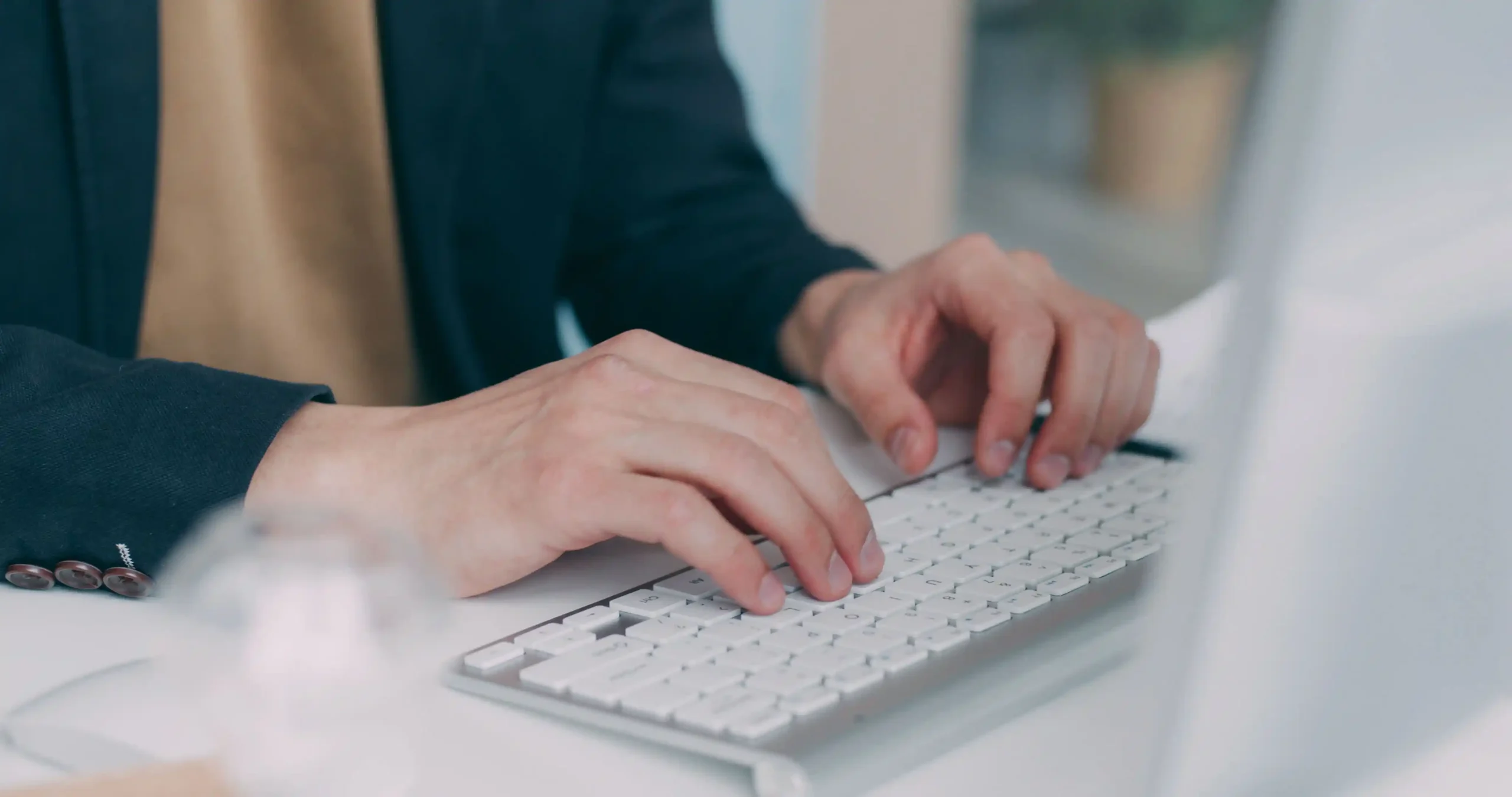 DIGITALISASI ADMINISTRASI KANTOR TANTANGAN DAN PERAN MANAJER ADMINISTRASI
