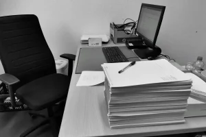 KETERAMPILAN ADMINISTRASI KANTOR YANG DIBUTUHKAN DI ERA DIGITAL