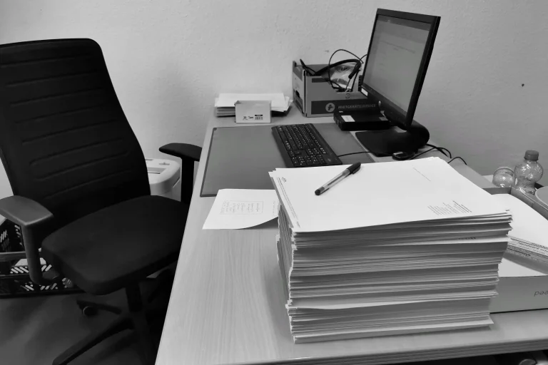 KETERAMPILAN ADMINISTRASI KANTOR YANG DIBUTUHKAN DI ERA DIGITAL