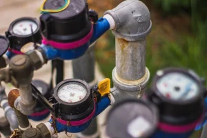 MENGENAL SISTEM PLUMBING PADA BANGUNAN: KOMPONEN DAN FUNGSINYA