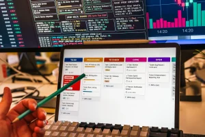 CARA MENENTUKAN KPI SEBAGAI DASAR PENILAIAN KINERJA KARYAWAN