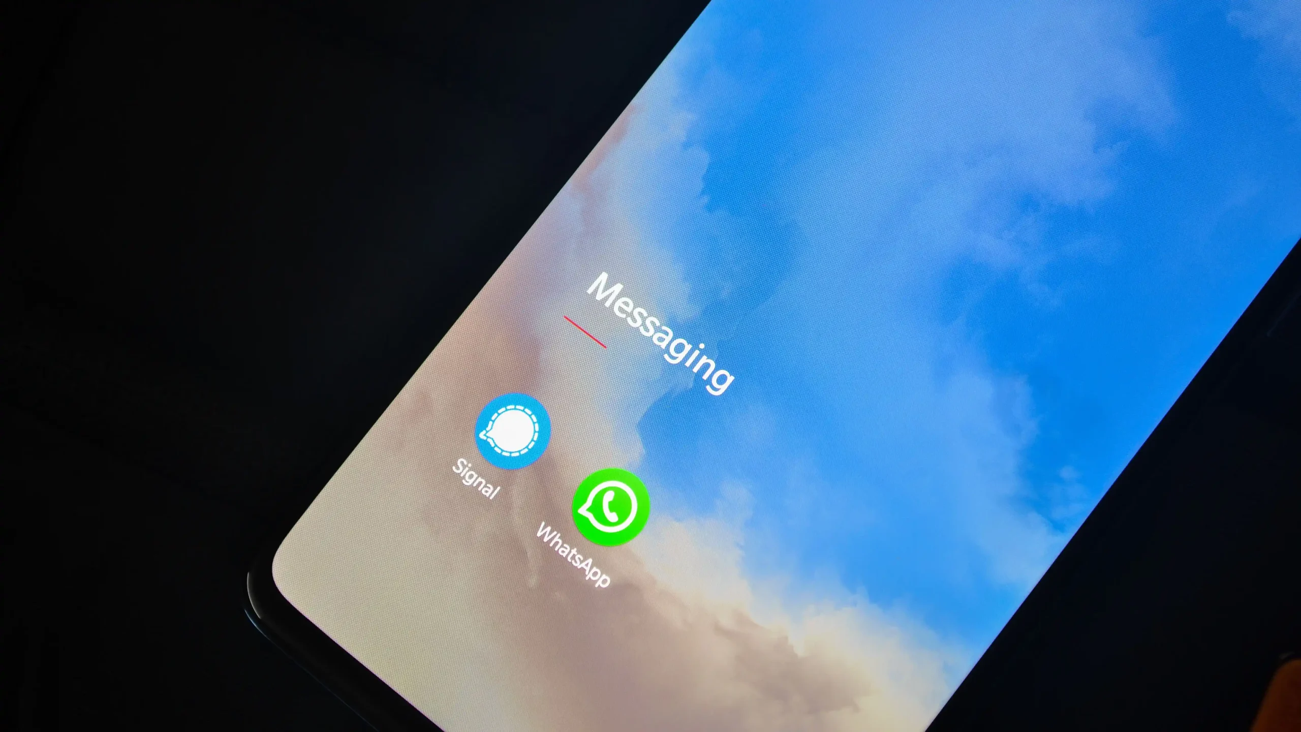 TRANSAKSI KORESPONDENSI BISNIS DI ERA DIGITAL